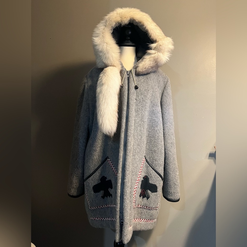James Bay 100% wool northern parka in grey with fox fur-trimmed hood. Size XL.